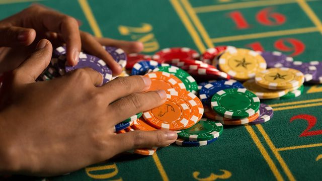 topbet کھلاڑیوں کے لیے لائیو کیسینو سیکشن